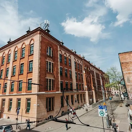 Singer Retro In Kazimierz *