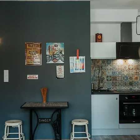 Singer Retro In Kazimierz * Cracovia